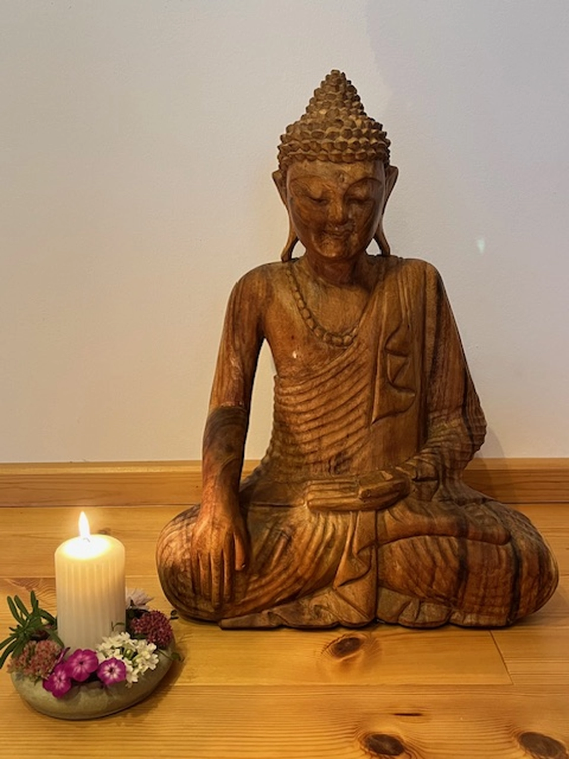 Chan tao - Institut für Gesundheit - Buddha-Statue